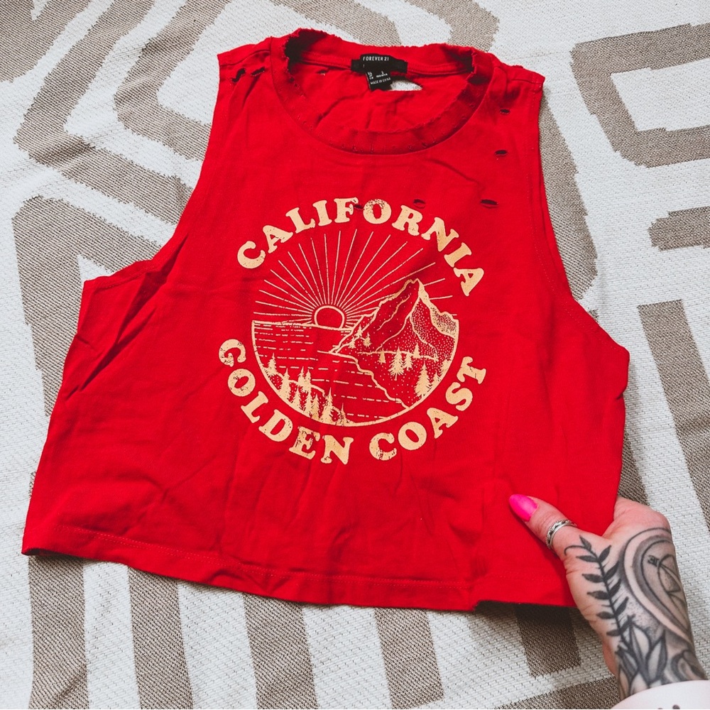 California Golden Coast red distressed crop tank S
